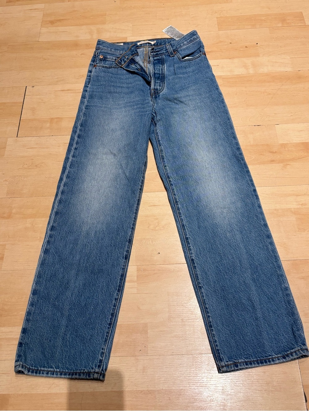 Levi’s Ribcage Straight size 26